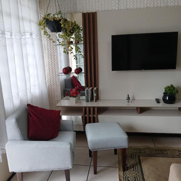 Casa confortavel com 2 quartos Wi-Fi e estacionamento numero 1
