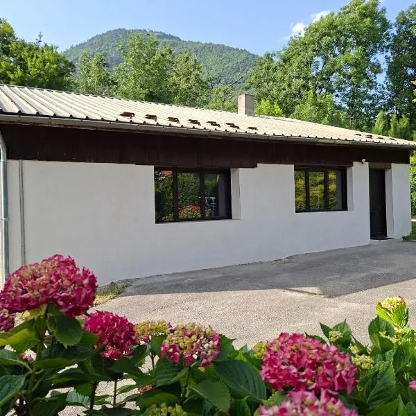 Le petit résineux – hotel w mieście La Chambre