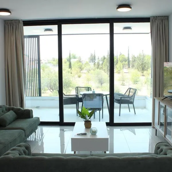 Infinity Luxury Mansions, hotel in Yeri