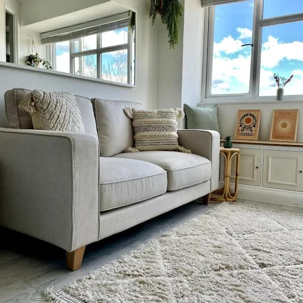 Boho Breeze - 1 bed apartment near the sea, Hotel in Bournemouth