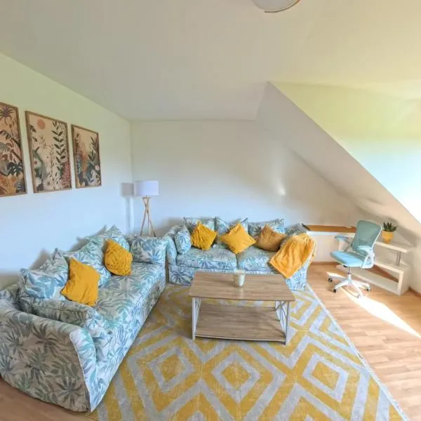 VIBE Rooms - Naturnah Parkplatz Neumarkt -，位于诺伊马克特的酒店