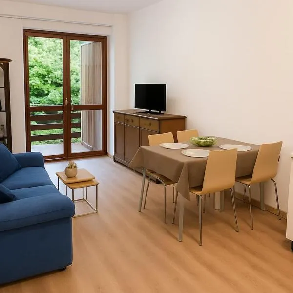 Casa Vacanze TraMonti da M&M - Casargo, hotel a Casargo