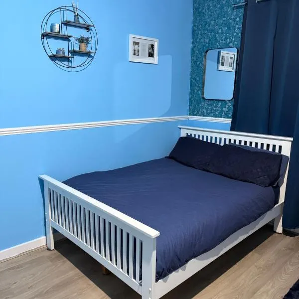 The Aqua Stay in city centre, hotel in Chesterton