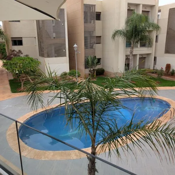Residence Tamaris - Appartement de luxe avec vue sur piscine à Marina Saidia, khách sạn ở Saïdia