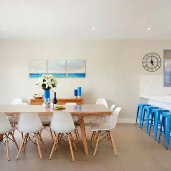 Bayview Bliss Beachfront Escape Rye, hotel em Rye