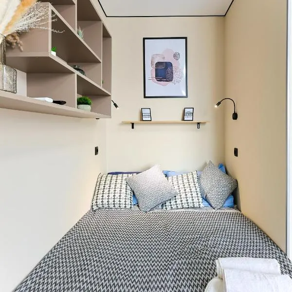 1 room apartment CITY PLUS 1, hotel in Almaty