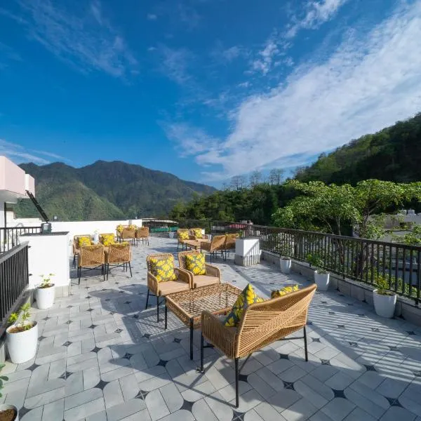 Premium Mystic Falls near Secret Waterfall, hotel in Rishīkesh