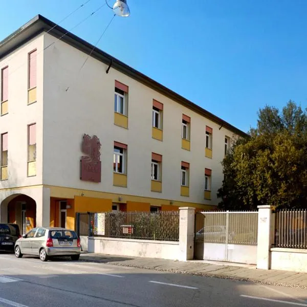 B&B Centro della Famiglia, hotel v destinaci Treviso