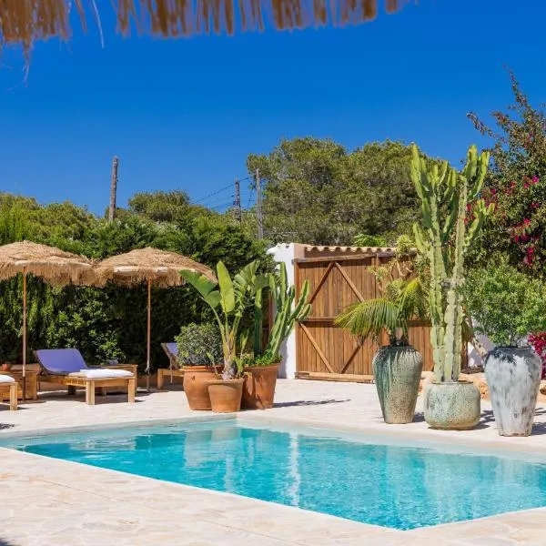 Can Aisha, hotel v destinaci Es Pujols