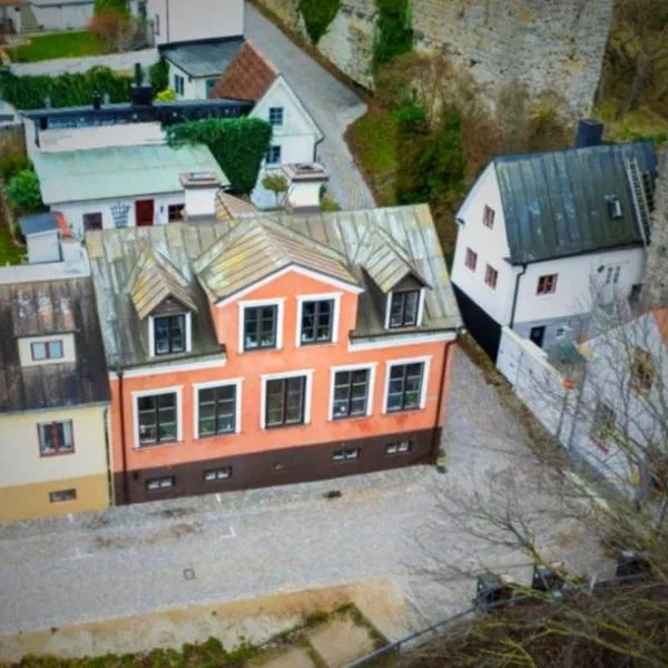 Rosa Huset - I hjärtat av Visby, hotel v destinaci Visby