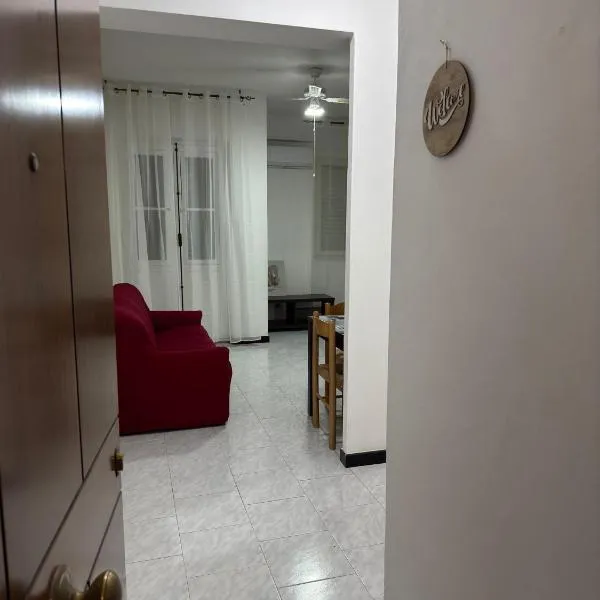 CarbonHouse, hotel in Carbonia