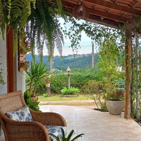 Casa flores do campo, hotel in Campos do Jordão