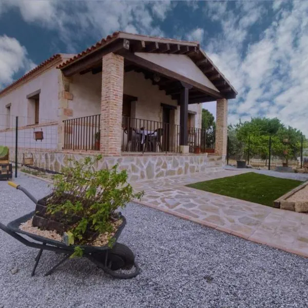 Casa Huerta de Paco, hotel in Cobisa
