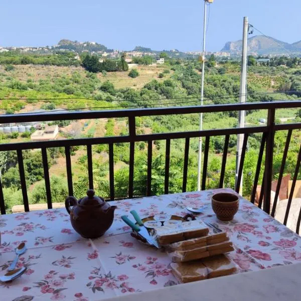 Casa Vacanza Panoramico WiFi TV Centro Storico – hotel w mieście Casteldaccia