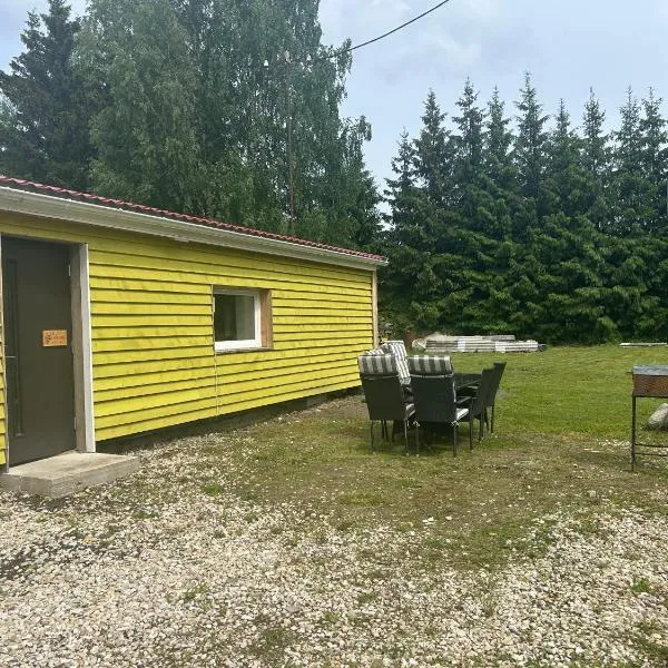 Cozy cabin near Peipsi, hotel sa Raja
