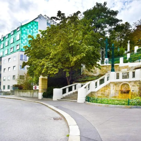 Hotel Strudlhof Vienna, hotel en Langenzersdorf