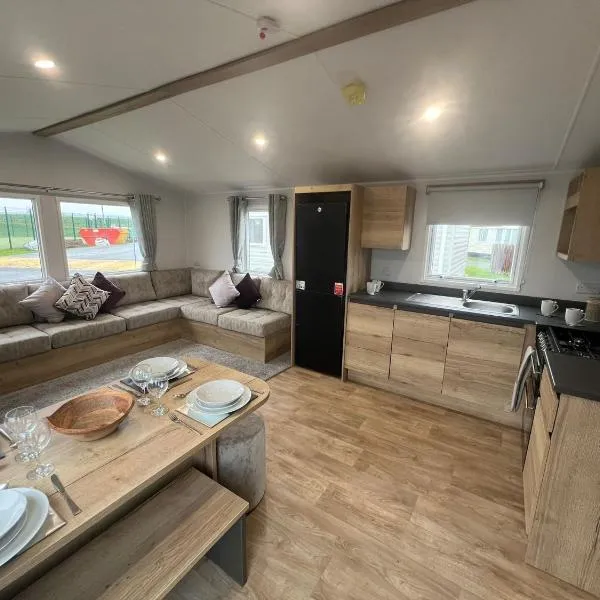 8 Guests - Swimming Pool - 1min to the Beach, hotel in Heacham
