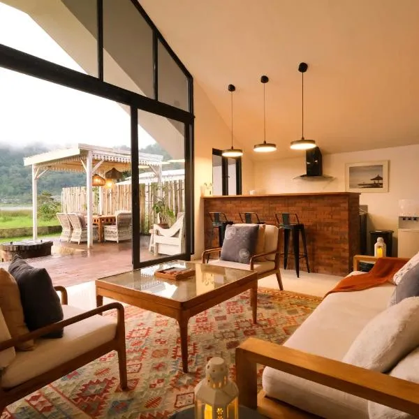 Gatsby on Buyan, hotel en Bedugul