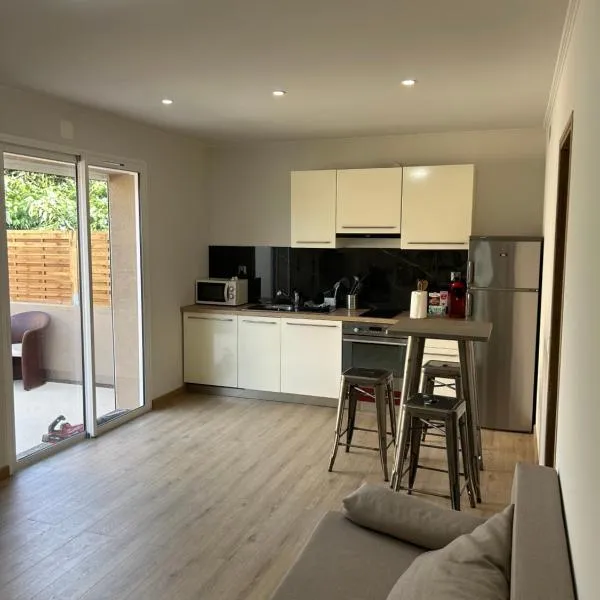 Appartement plain-pied 4 couchages, hotel em Biguglia