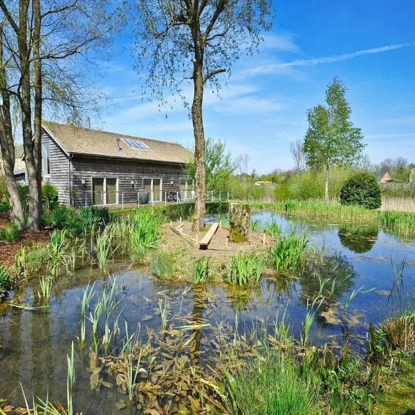 Coot Lodge, hotel v destinaci Somerford Keynes