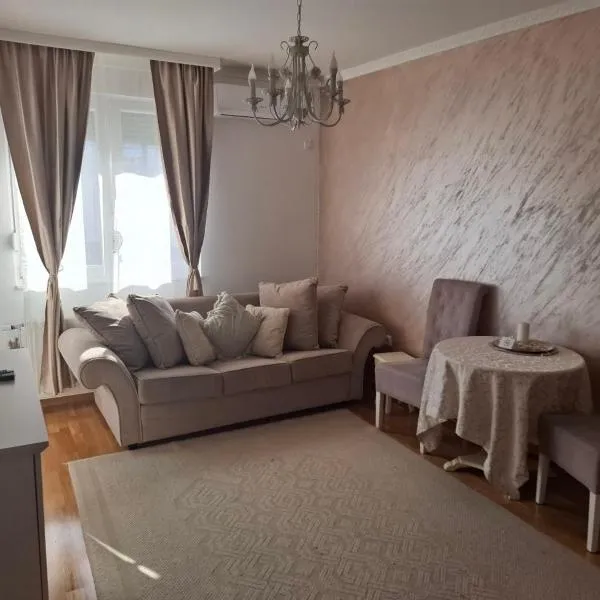 Cozy, hotel v destinaci Petrovaradin