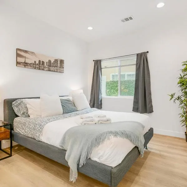 WE12-Little Saigon Modern Home 3Beds-2Baths, hotel v destinaci Westminster