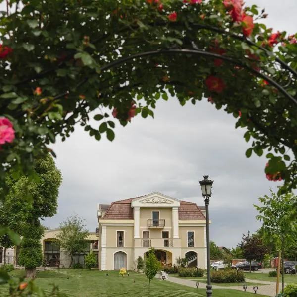 Hotel Cardinal-Domeniile Martinutzi, hotel v destinaci Alba Iulia