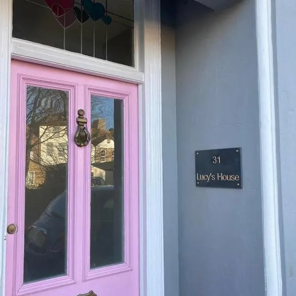 Town centre cottage in Hythe, hotel v destinaci Hythe