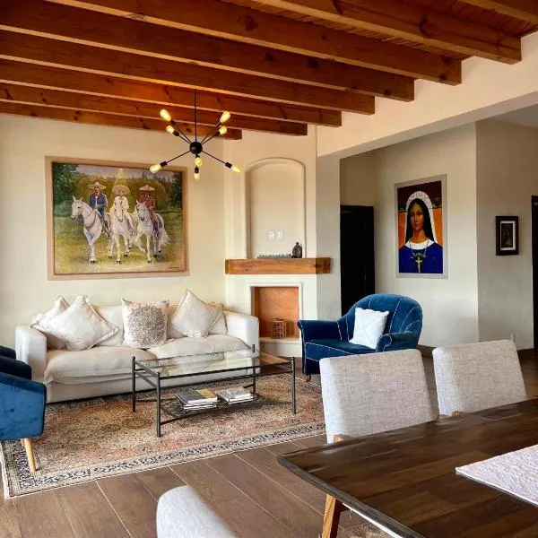 Elegant 3BR Condo 5 Star Amenities near Centro, hotell San Miguel de Allendes