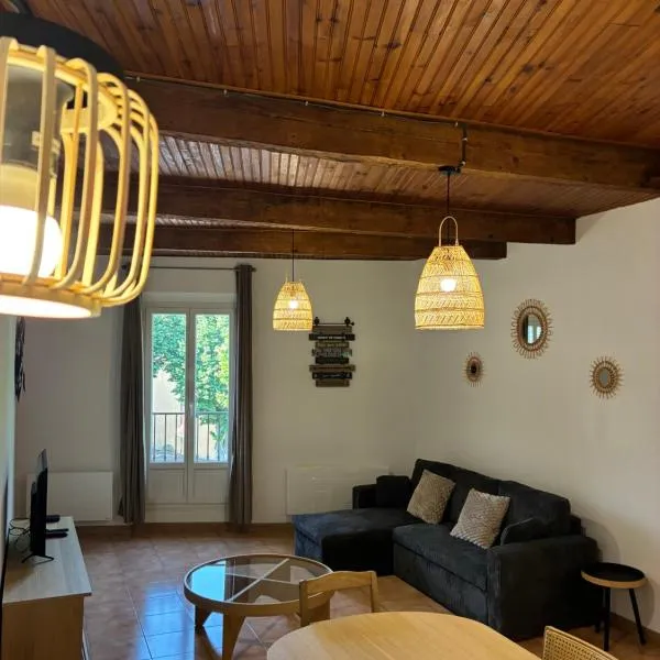 Les Allée, hotel v destinácii Riez