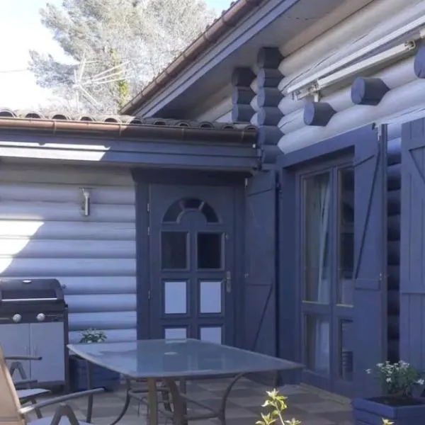 Joli chalet au calme Côte d'Azur, hotell sihtkohas Valbonne