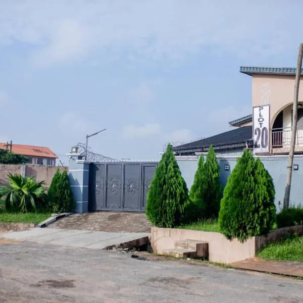 Skyrock Hotels Ogba, ξενοδοχείο σε Egba