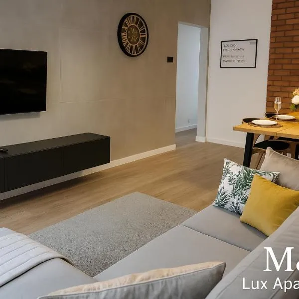 M&S Lux Apartments Pojezierska - Balkon z widokiem, klimatyzacja i blisko Manufaktury, hotel in Łódź