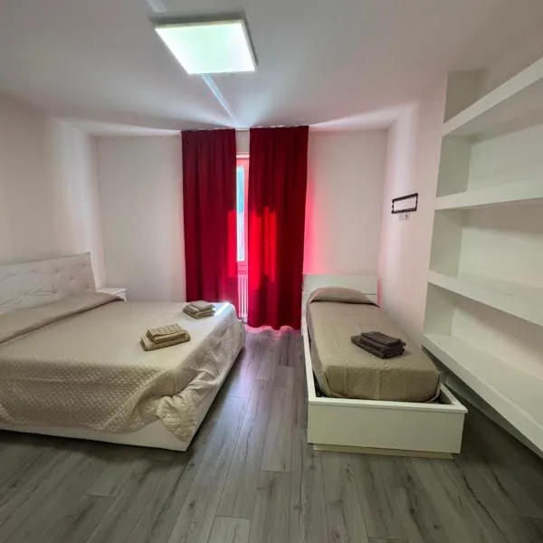 Villa Mariel Verbania Centro, hotel v destinaci Intra