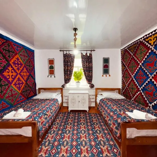 Kochmon guesthouse, hotel v destinaci Naryn
