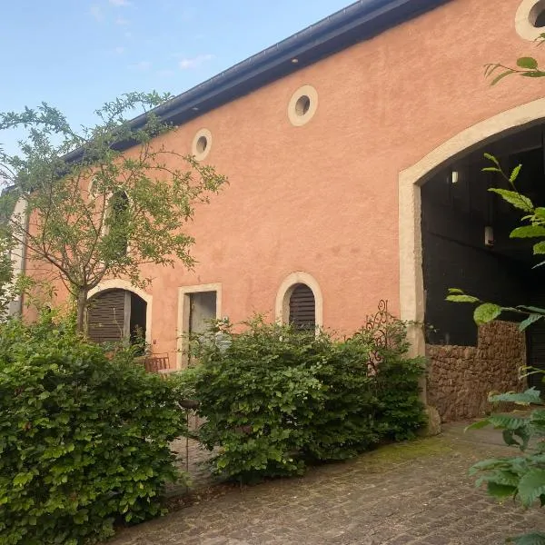 Un der Attert - Céline's Loft - Luxembourg, hotel in Boevange-sur-Attert