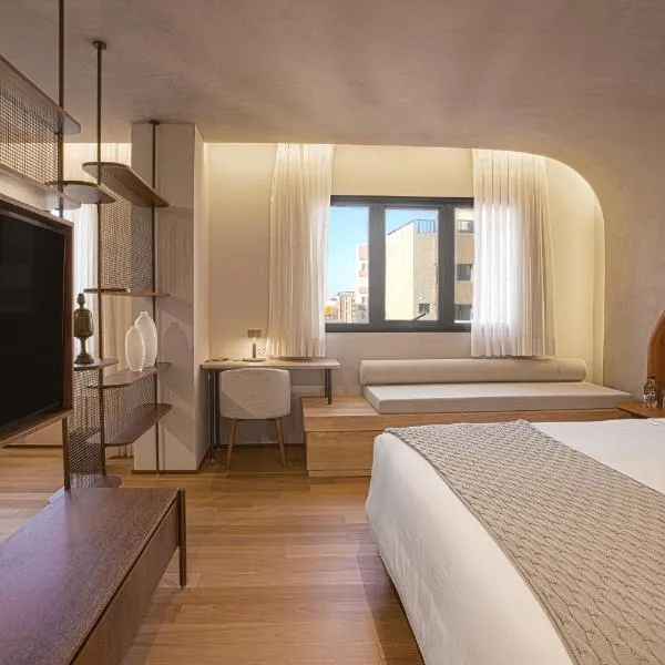 QOYA Hotel Curitiba, Curio Collection by Hilton, hotelli kohteessa Curitiba