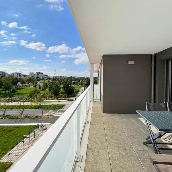 L'Emeraude - Rooftop - Salle de Fitness - Rennes, hotel v destinaci Rennes