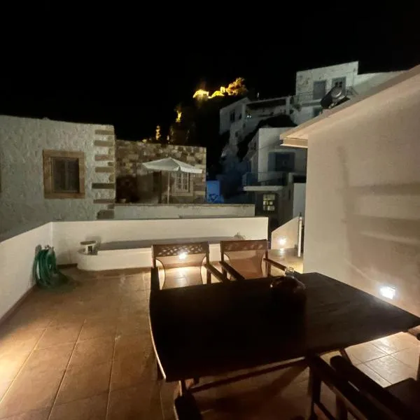 Consolato house, hotel in Patmos