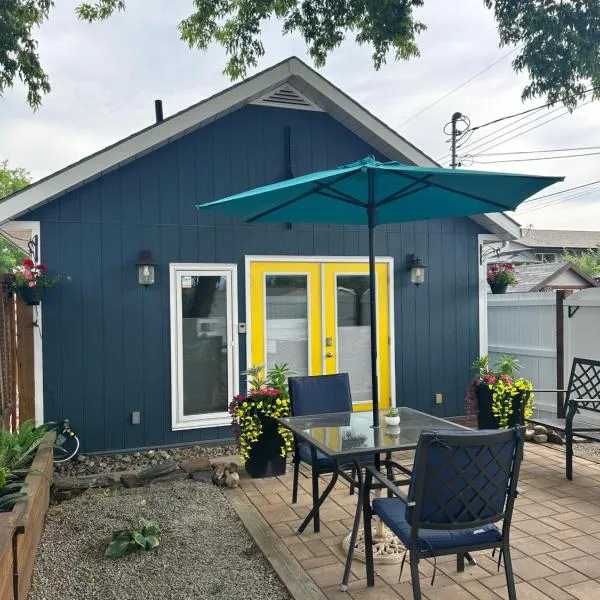 K STREET CARRIAGE HOUSE Studio, hotel v destinaci Penticton