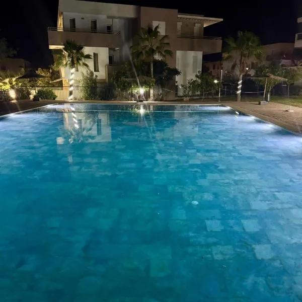 Appartement vue sur mer imiwaddar, hotel in Imi Ouaddar