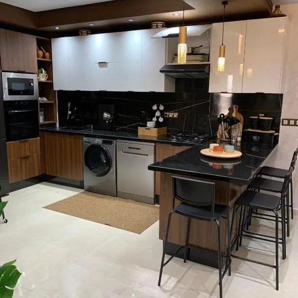 bel appartement City à centre Mahdia, hotel in Kenitra
