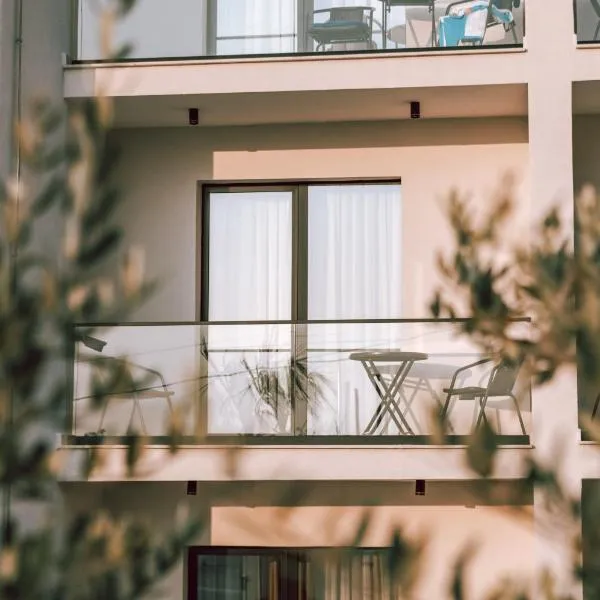 Albatros Beach & Resort, hotel v destinaci Rrogozhinë