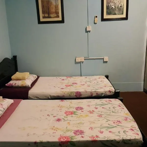 Marco Polo Guest House, hotel v destinaci Kučing
