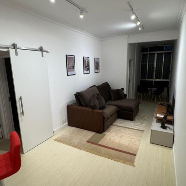Apartamento aconchegante! 2 quadras da praia e metrô!