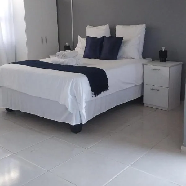 Dreamland Self Catering and Backpackers CC, hotel in Keetmanshoop