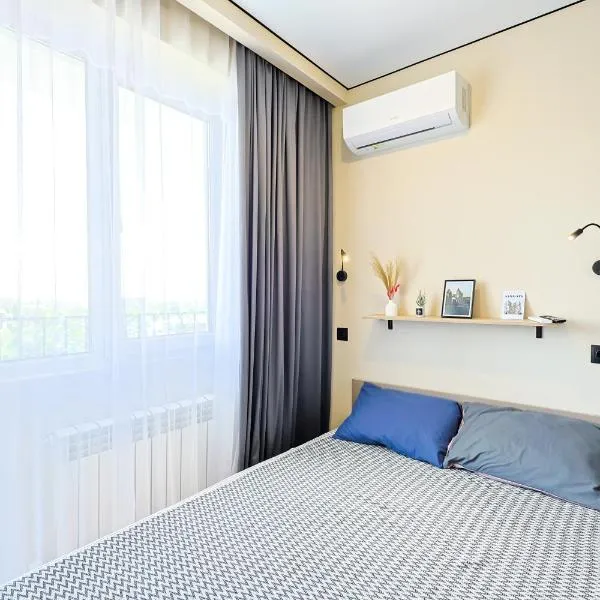 1 room apartment CITY PLUS 4, hotel in Almaty