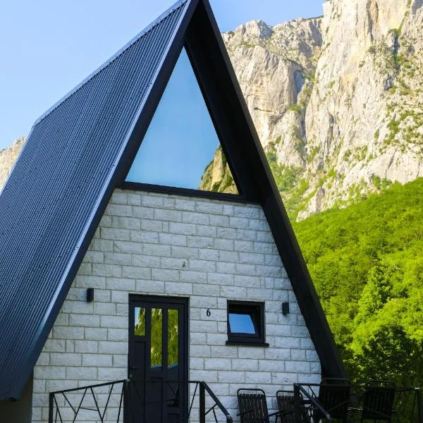 Natures Escape Kozarica, Hotel in Šavnik