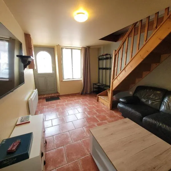 Gite Coeurdacier, hotel v mestu Monthureux-sur-Saône