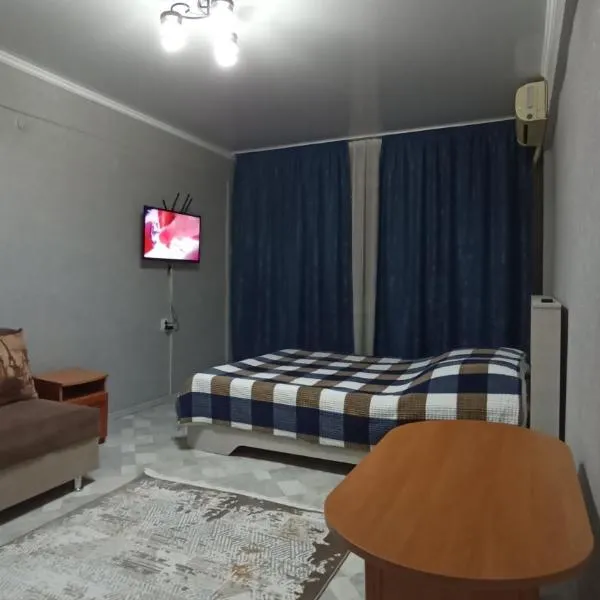 Однокомнатная квартира центр: Balkaş şehrinde bir otel